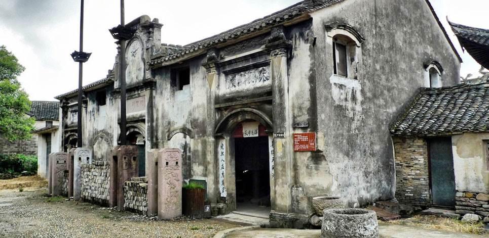 乌克兰称发现军方在采购武器时存在严重腐败行为